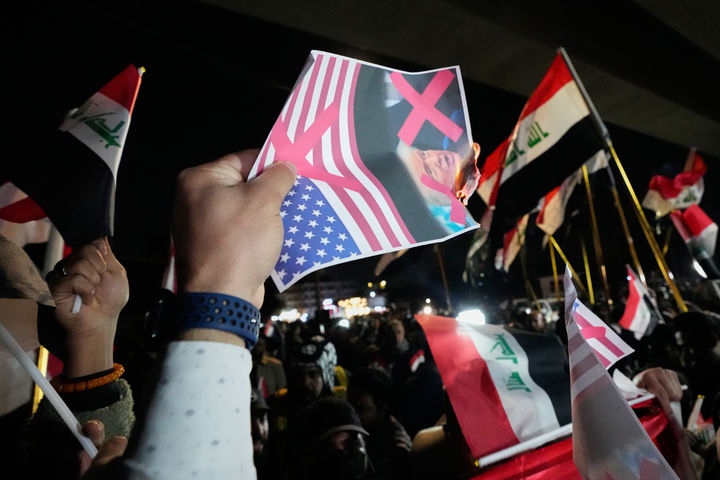 이라크 시아파 연합당 (CF), 미국 위협에도 알-말리키 총리당선 의회승인