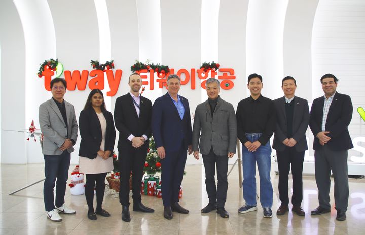  *재판매 및 DB 금지