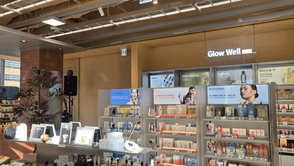 [서울=뉴시스] 이명동 기자 = 29일 오전 서울 종로구 D타워에 위치한 올리브베러(Olive Better) 1호점 내부 2층이 보이고 있다. 해당 점포는 다음 날 공식 개점한다. 2026.01.29. ddingdong@newsis.com