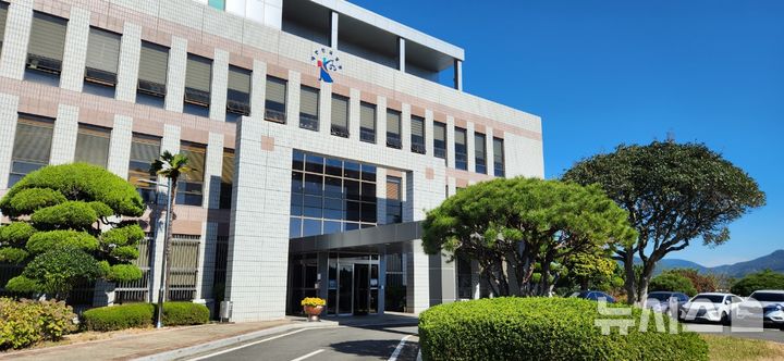 고성 치매노인 준강간 혐의 70대, 1심 징역 2년 선고