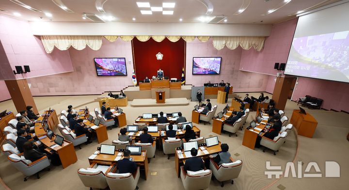 [안양=뉴시스] 안양시 의회 본회의 장 전경. (사진=안양시 의회 제공).2026.01.30.photo@newsis.com