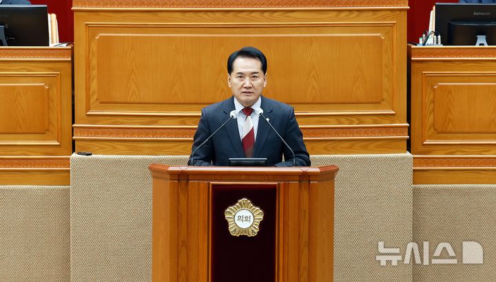 [안양=뉴시스] 국민의힘 대표 연설에 나선 음경택 시 의원. (사진=본인 제공).2026.01.30.photo@newsis.com