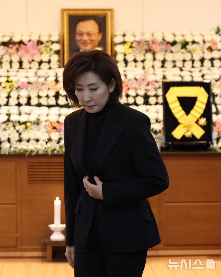 故 이해찬 장례 사흘차…나경원 "민주당 가치에 가장 충실했던 분"