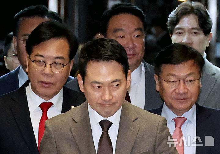 장동혁, 당 내홍 수습책 찾을 수 있나…쇄신책·인선 등 속도