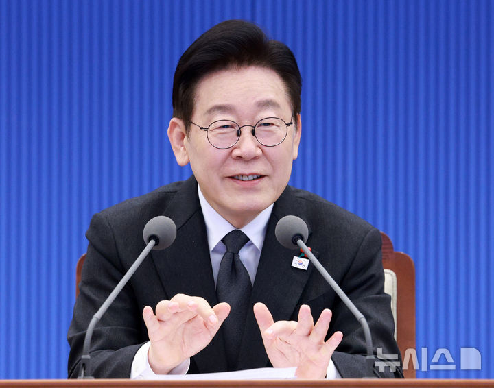 이재명 대통령, '할 일 산더미인데 속도 늦어 답답…입법·행정 속도 더 높여달라' [뉴시스Pic]