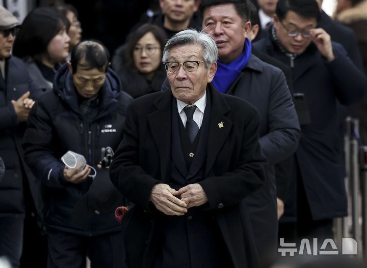 유인태 "유시민의 김민석 비판, 과거 정몽준 지지에 감정 때문"