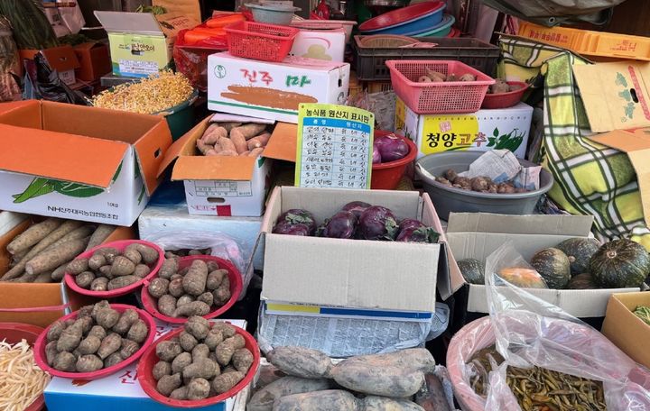 [진주=뉴시스]진주시, 전통시장 원산지표시 사례.(사진=진주시 제공).2026.01.30.photo@newsis.com *재판매 및 DB 금지