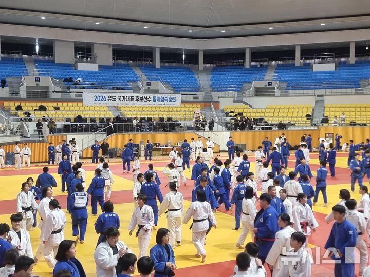 [전주=뉴시스] 전북도가 국내외 선수단의 전지훈련지로 각광받고 있다. 사진은 유도 종목 모습. *재판매 및 DB 금지