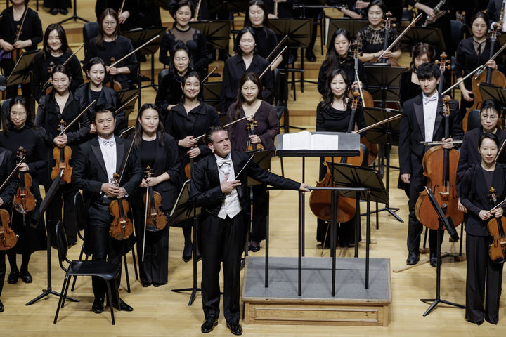 [서울=뉴시스] 지난 29일 서울 송파구 롯데콘서트홀에서 서울시향의 2026년 시즌 첫 정기공연 '필리프 조르당의 브루크너 교향곡 9번'이 열렸다. (사진=서울시립교향악단 제공) 2026.01.30. photo@newsis.com *재판매 및 DB 금지