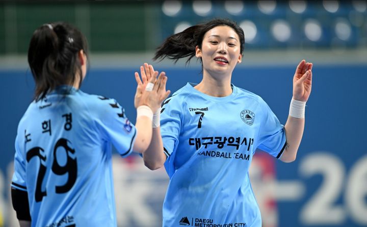 [서울=뉴시스] 여자 핸드볼 대구광역시청의 이원정. (사진=한국핸드볼연맹 제공) 