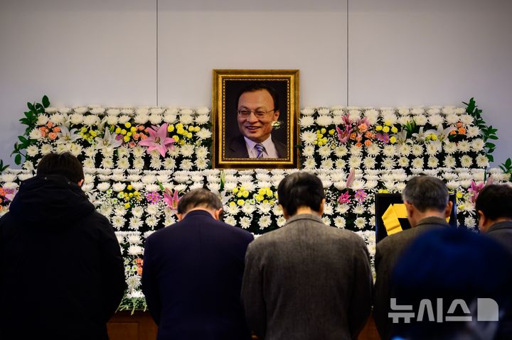 故 이해찬 장례 나흘째… 시민·정치계 인사들 조문 [뉴시스Pic]