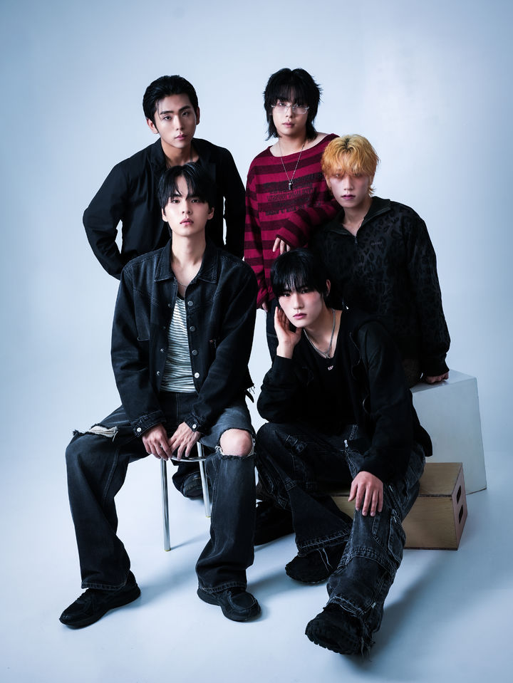 우울을 부정하며 우울을 응시하다…밴드 '캔트비블루'