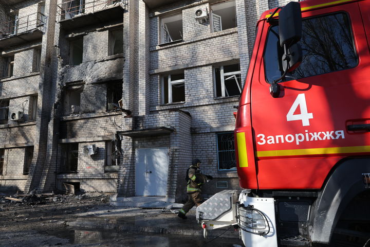 정부 "우크라 지원, 나토와 다양한 방안 협의"…비살상 장비 등 검토