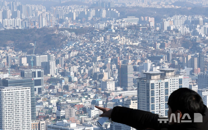 李, 지방선거 앞두고 연일 다주택자 압박…매물 출회로 이어질까