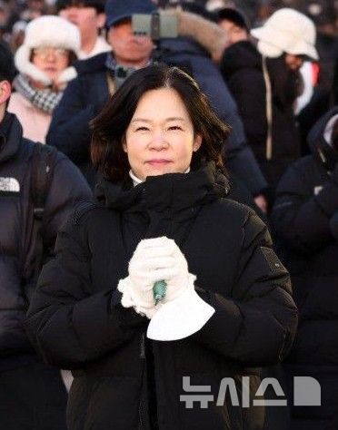 [오산=뉴시스] 오산시 독산성 헤돋이 행사에 참석중인 송진영 시의원 2026.02.02.photo@newsis.com 