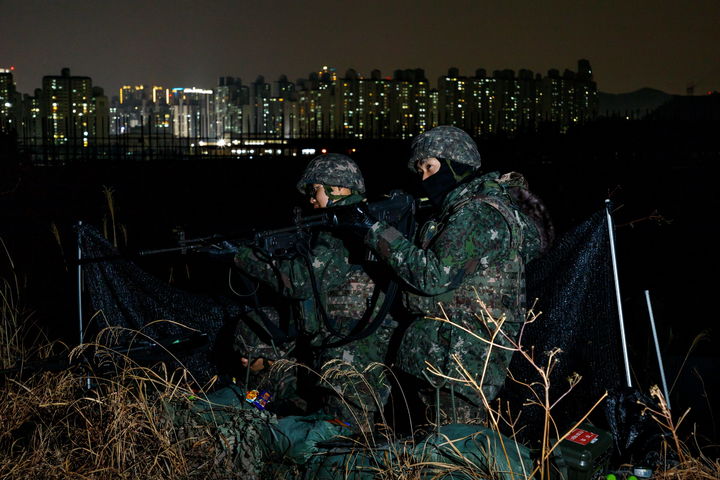 [부산=뉴시스] 육군 제53보병사단은 9~13일 부산·울산 일대에서 민·관·군·경·소방 등과 연계한 '2026년 동계 전투준비태세 확립 훈련'을 진행한다고 2일 밝혔다. (사진=53사단 제공) 2026.02.02. photo@newsis.com *재판매 및 DB 금지