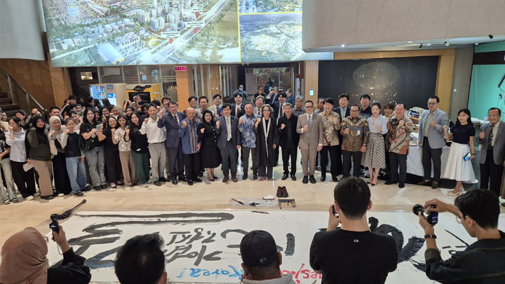 [진주=뉴시스]진주시, 인도네시아에 'K-기업가정신 로드' 공식 선포.(사진=진주시 제공).2026.02.02.photo@newsis.com *재판매 및 DB 금지