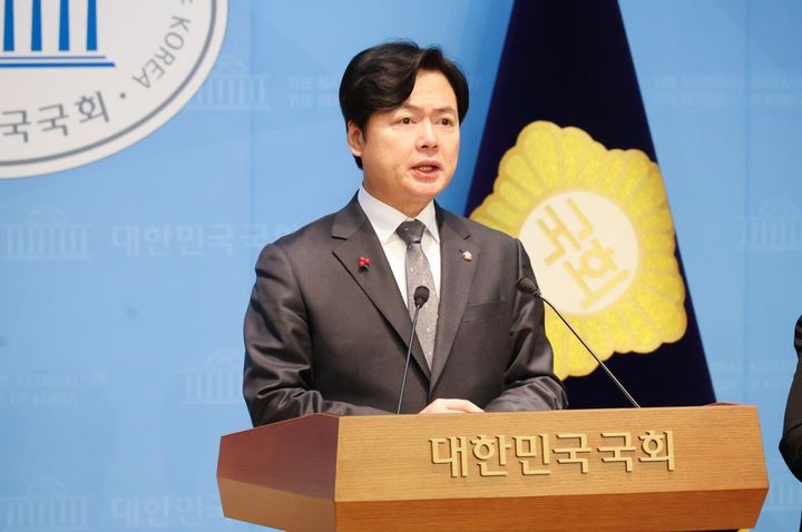 與 김현정 "송언석 '민간 공급 확대' 주장은 '투기 촉진' 불과"