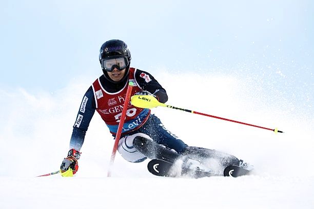 [서울=뉴시스]정동현의 경기 모습. (사진=미동부한인스키협회 제공)