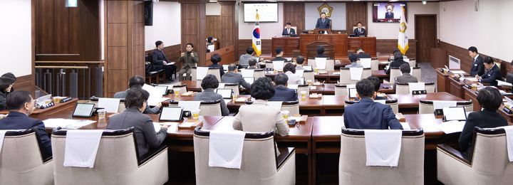 [순천=뉴시스] 3일 전남 순천시의회에서 올해 첫 임시회가 열리고 있다. (사진=시의회 제공) 2026.02.03. photo@newsis.com *재판매 및 DB 금지