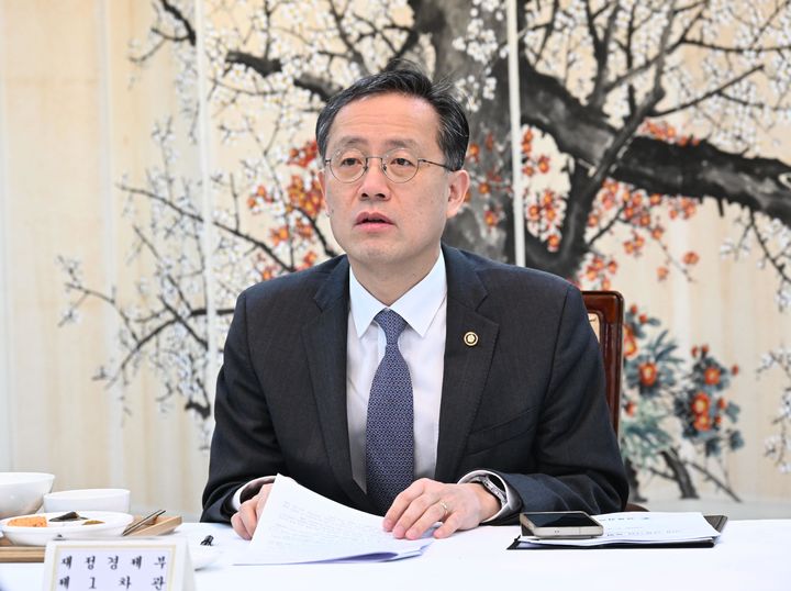 재경차관 "대외불확실성 대응 역량 충분…우리 실물경제·금융시장 여건 견조"