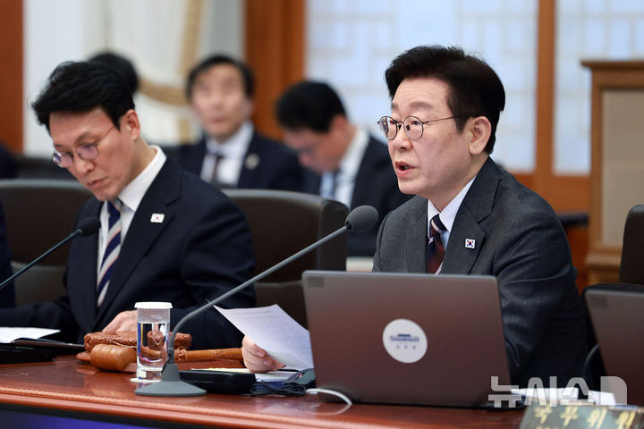 이 대통령 "창업 규제 제로베이스에서 손봐야…창업 중심 국가로 대전환"