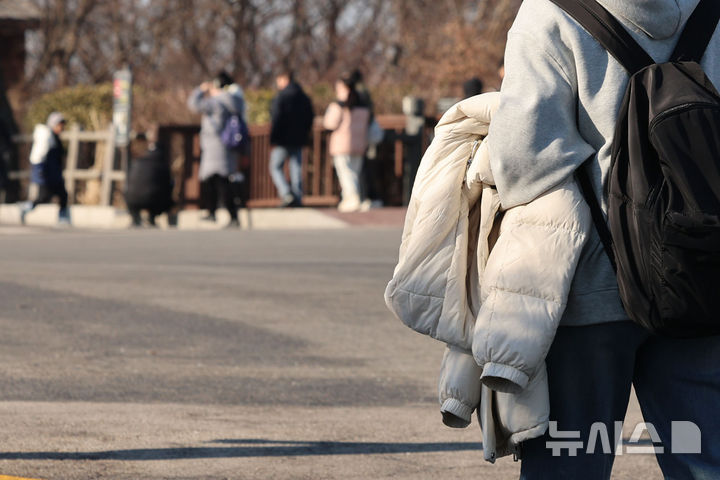 "출근길 겉옷 입으세요"…서울 아침 0도 낮 13도[오늘날씨]
