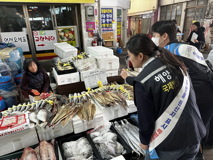 (사진=부안해경 제공) *재판매 및 DB 금지