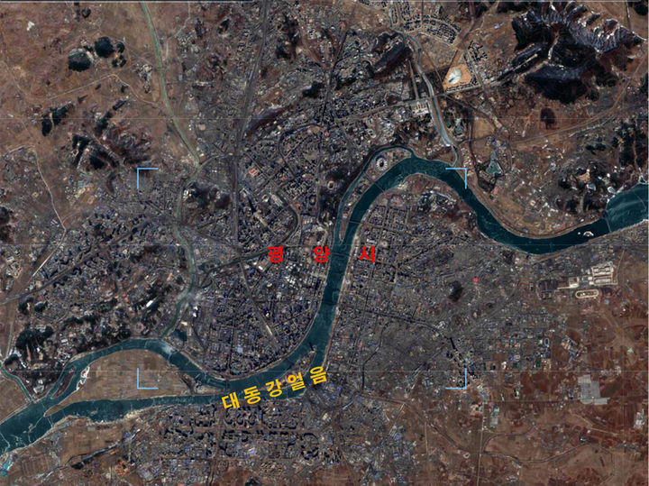 북한 남포항-대동강 결빙…고려대기환경硏 "운항 불가"