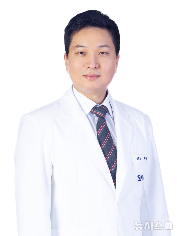 [서울=뉴시스] 박영석 분당서울대병원 외과 교수. (사진= 분당서울대병원 제공)