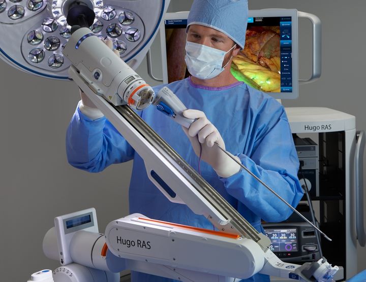 [서울=뉴시스] 글로벌 의료기기 전문기업 메드트로닉이 자사 로봇 수술 시스템 '휴고(Hugo robotic-assisted surgery system)'에 장착해 사용할 수 있는 수술용 에너지 기구 '리가슈어 RAS'를 국내 출시한다고 5일 밝혔다. (사진=메드트로닉 코리아 제공) 2026.02.05. photo@newsis.com *재판매 및 DB 금지