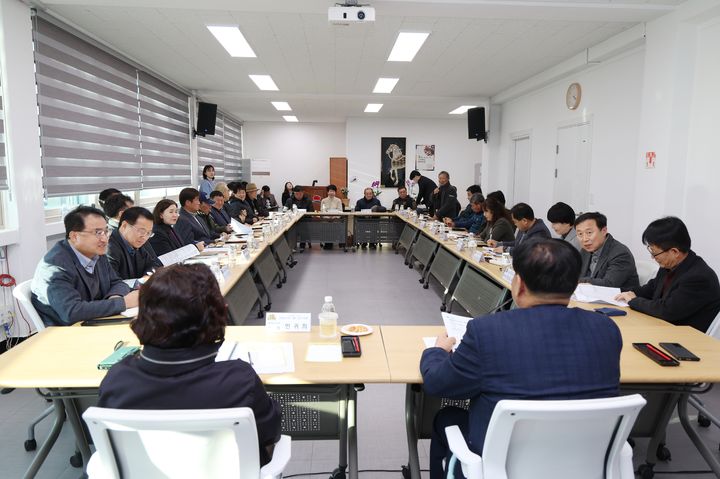 [동해=뉴시스] 동해시가 지난 1월 29일을 시작으로 5일까지 5일간, 하루에 2개 동씩 방문하는 방식으로 소통의 날을 운영하고 있다.(사진=동해시 제공)photo@newsis.com *재판매 및 DB 금지