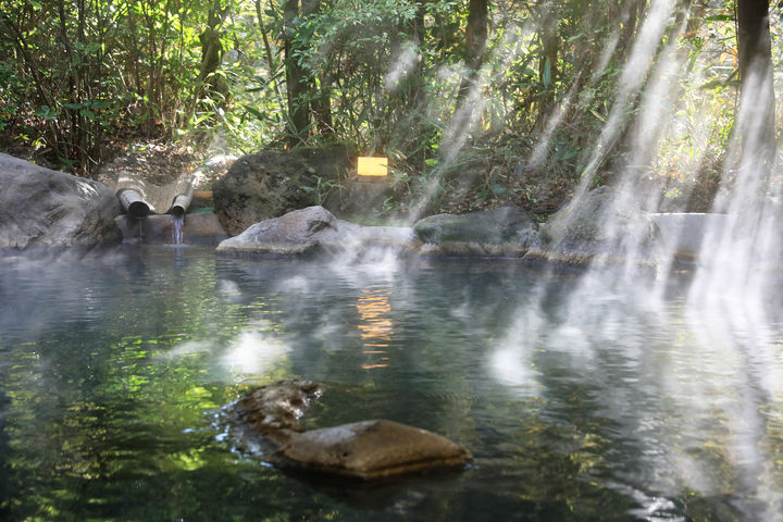 AI가 추천한 '호주 온천' 믿고 갔다가…관광객 발걸음 돌린 이유는