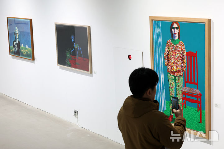 [서울=뉴시스] 박진희 기자 = 사비나미술관은 5일 서울 은평구 사비나미술관에서 개관 30주년 기념전 '1만일의 시간. 미술이 묻고 사비나가 답하다' 기자간담회 갖고 주요 전시 작품을 선보이고 있다. 이번 개관 30주년 기념전은 1만 일의 궤적을 돌아보며 창작이란 무엇 인가라는 근본적인 질문을 관람객과 함께 나누고자 마련된 특별한 자리이다. 2026.02.05. pak7130@newsis.com