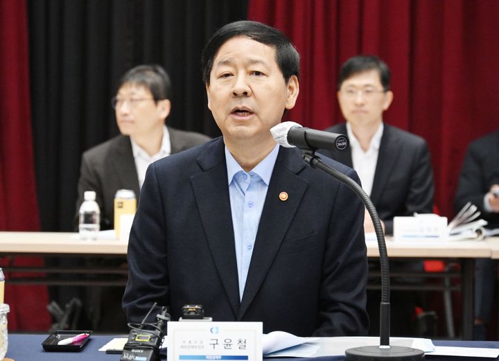 구윤철 "상속세 부담으로 부유층 2400명 떠난다는 건 가짜뉴스"