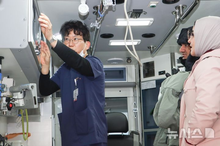 "중환자 케어 놀라워요"…이라크 의료진, K-의료에 관심