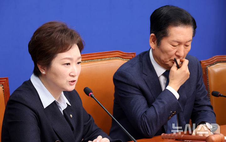 이언주 "우리 일은 우리가 한다"…합당 시한 통보에 반발