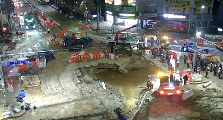 저수지로 변한 충주 임광사거리 *재판매 및 DB 금지