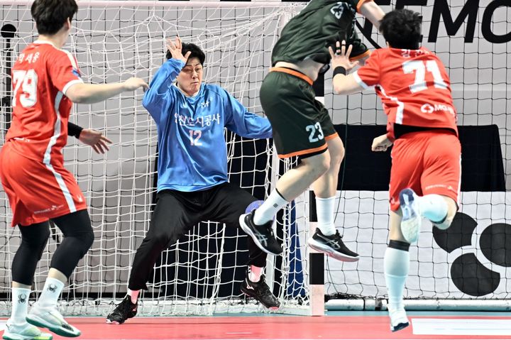 [서울=뉴시스] 핸드볼 인천도시공사의 안준기. (사진=한국핸드볼연맹 제공) 2026.02.08. photo@newsis.com *재판매 및 DB 금지