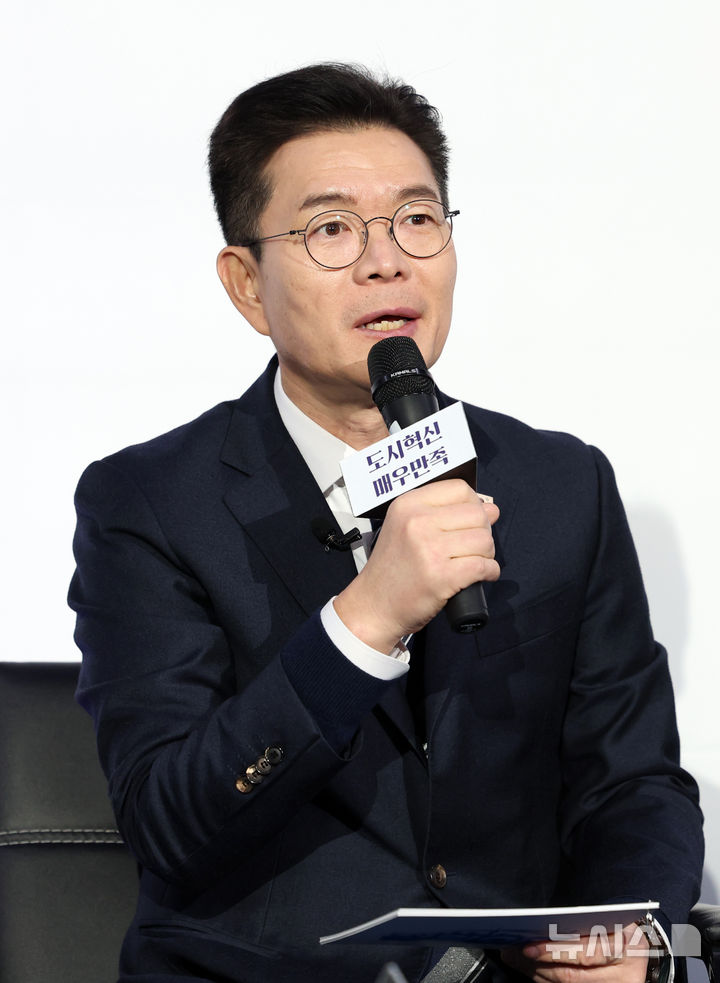 정원오 "尹 무기징역 환영" 올렸다 삭제…박홍근·박주민 "동떨어진 인식"