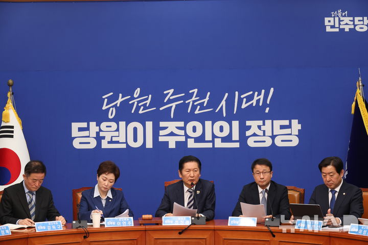 與 '합당' 여론조사 추진 안 할 듯…"반대 무릅쓰고 강행 안 해"(종합)