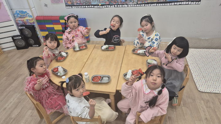 [진주=뉴시스] 경남 진주시 '어린이집 과일간식 지원사업' 추진. (사진=진주시 제공) 2026.02.09. photo@newsis.com *재판매 및 DB 금지