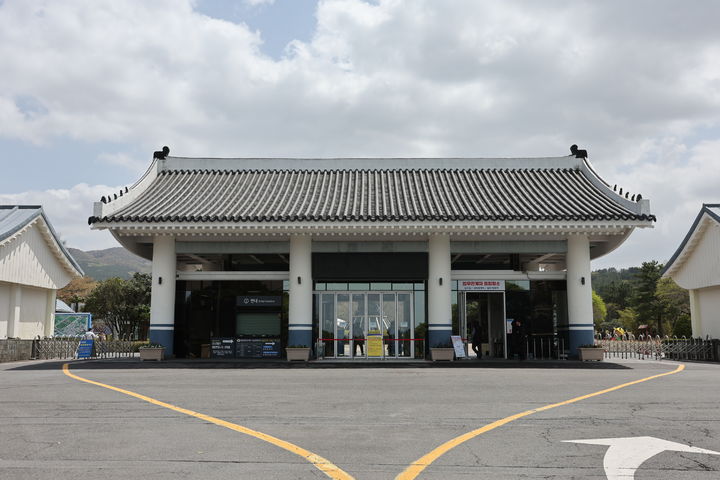 [제주=뉴시스] 한국마사회 중문 입구 전경. (사진=한국마사회 제주본부 제공) 2026.02.09. photo@newsis.com *재판매 및 DB 금지