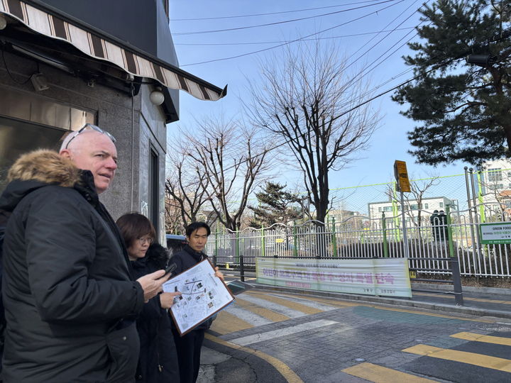 [서울=뉴시스] 현장 시찰 사진. 2026.02.09. (사진=강동구 제공) *재판매 및 DB 금지