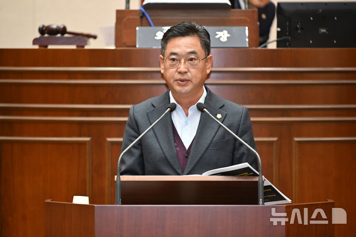 [완주=뉴시스] 완주군의회 탄소중립특별위원회 활동 모습. *재판매 및 DB 금지