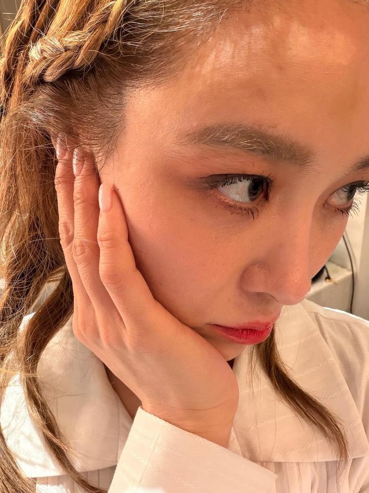 [서울=뉴시스] 가수 겸 뮤지컬배우 옥주현이 뮤지컬 '레드북' 마지막 공연 소감을 전했다. (사진 = 옥주현 인스타그램 캡처) 2026.02.09. photo@newsis.com *재판매 및 DB 금지 *재판매 및 DB 금지