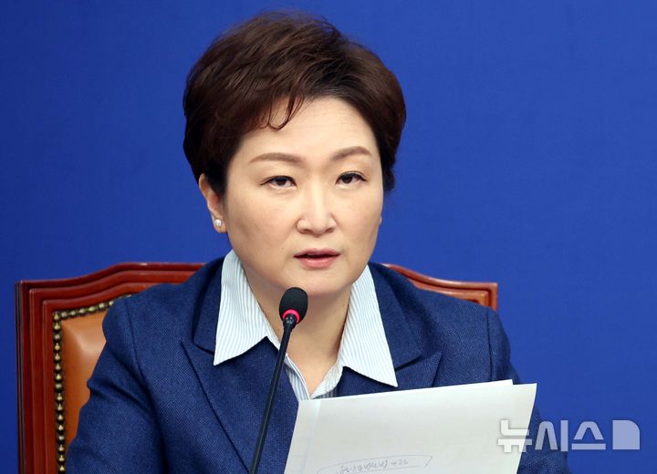 [서울=뉴시스] 조성봉 기자 = 이언주 더불어민주당 최고위원. 2026.02.09. suncho21@newsis.com