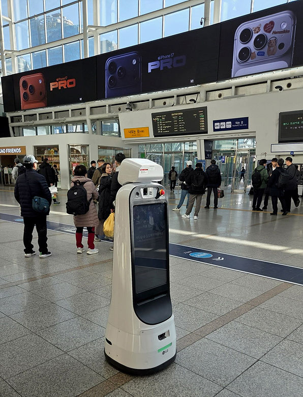 코레일, 서울역 혼잡 AI가 관리한다…5G특화망 실증사업 성료