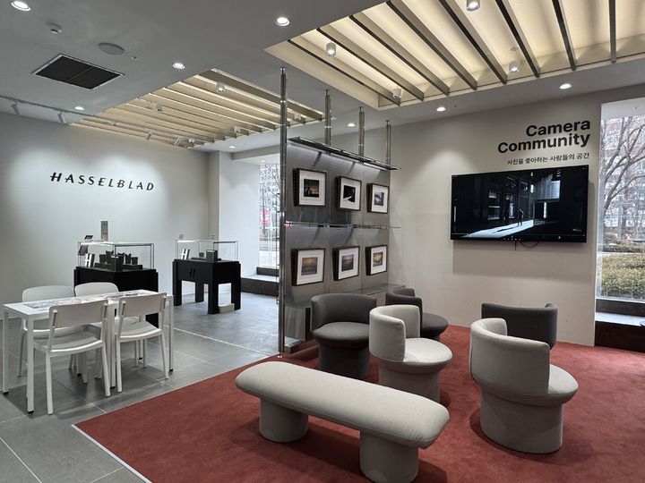 [서울=뉴시스] 동효정 기자 = 롯데하이마트 잠실점 카메라 브랜드관. *재판매 및 DB 금지