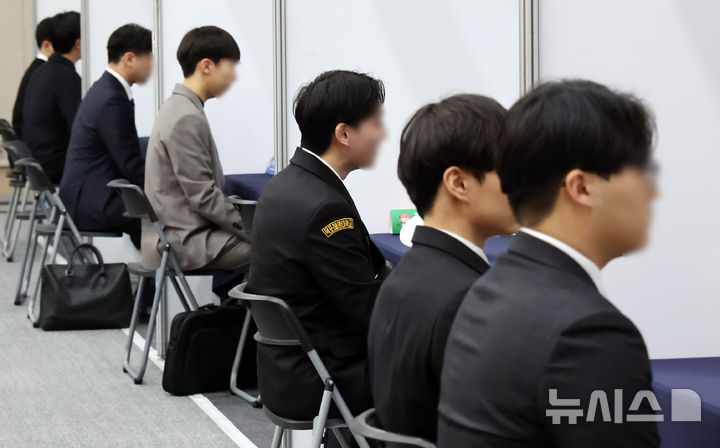 20대·건설업 '고용한파' 지속…작년 3분기 일자리 증가폭 13.9만개 그쳐